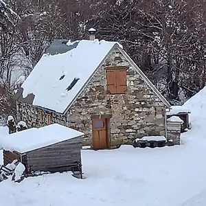Grange En Autonomie En Montagne Chalet